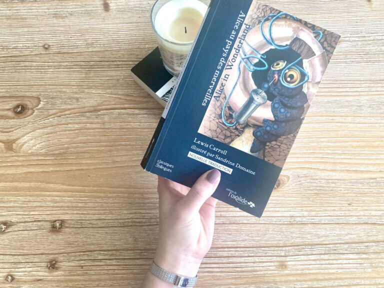 Alice’s Adventures in Wonderland ♡ Lewis Carroll (Bilingual version)