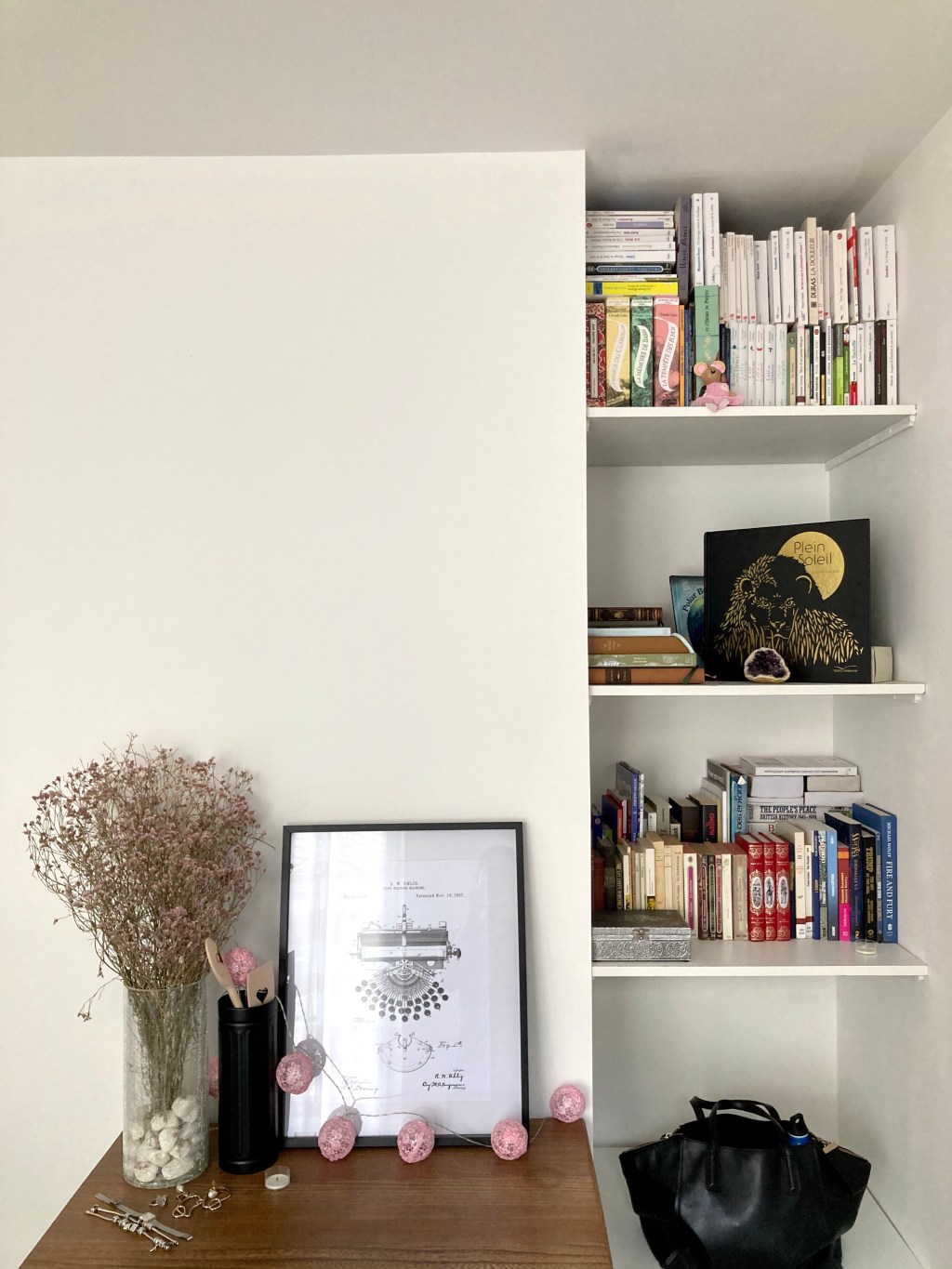 [Discussion Post] Can You Run A Book Blog With No Book&nbsp;Reviews?